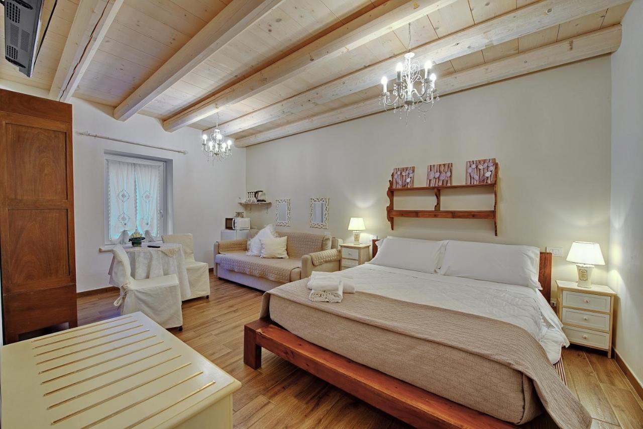 Villa Rossella Castelnuovo del Garda Buitenkant foto