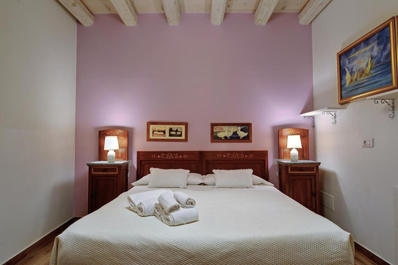 Villa Rossella Castelnuovo del Garda Buitenkant foto